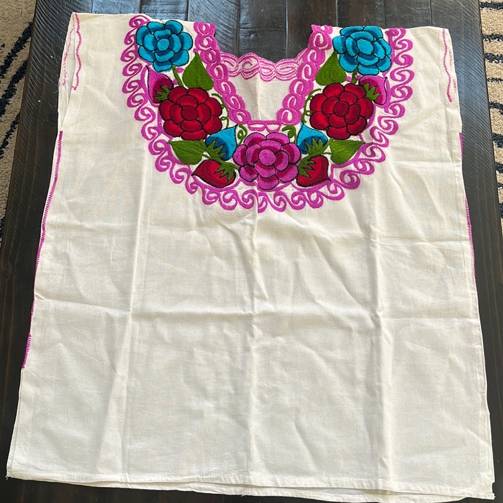 Handcrafted top colorful size L